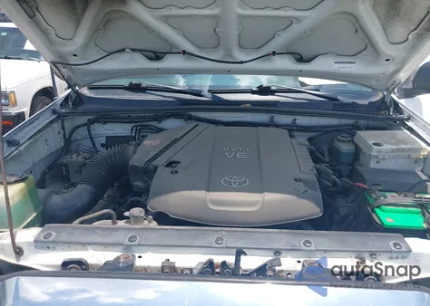 2008 Toyota Tacoma Prerunner V6 from USA, damaged, VIN 3TMJU62N48M052180